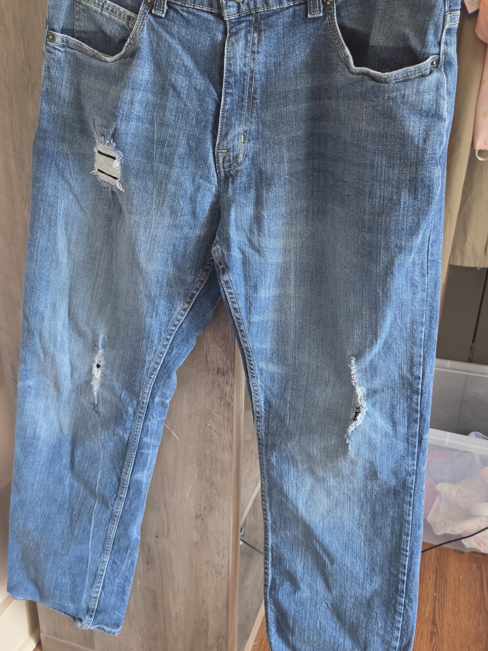 True Craft Men's Distressed Blue Relaxed Jeans
